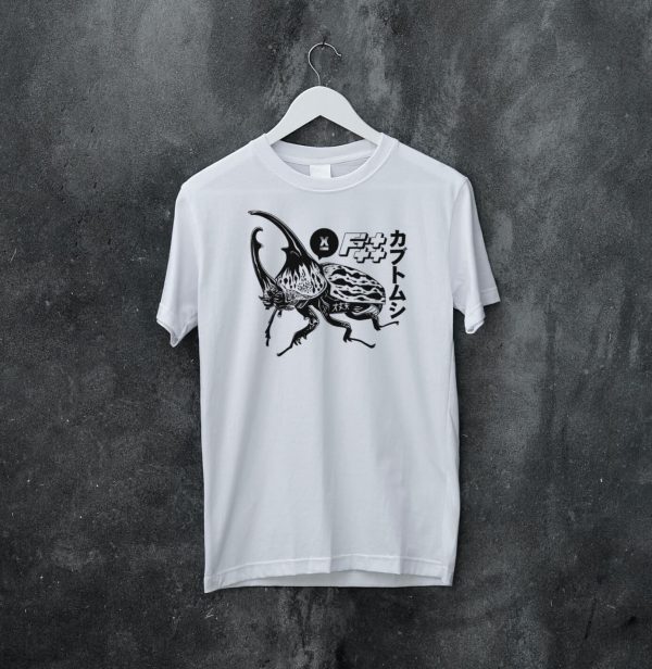 Polo Blanco "Escarabajo Sagrado"